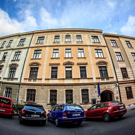 Hotel Pyramida Brno Ngoại thất bức ảnh