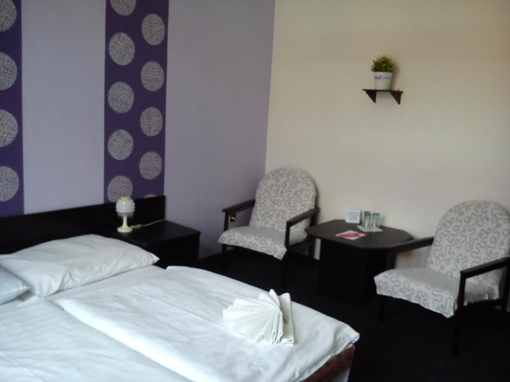 Hotel Pyramida Brno Ngoại thất bức ảnh