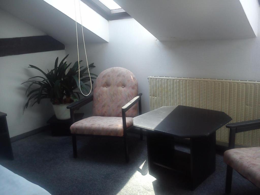 Hotel Pyramida Brno Phòng bức ảnh