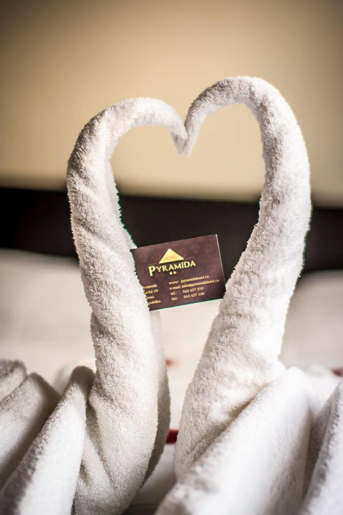 Hotel Pyramida Brno Ngoại thất bức ảnh